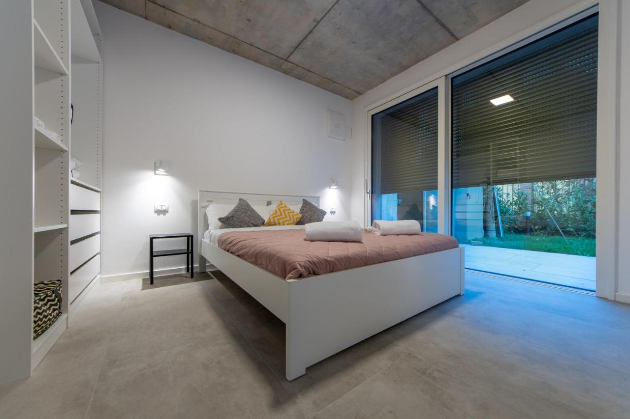 Housmart Toscana 53 Black Bolonia Exterior foto