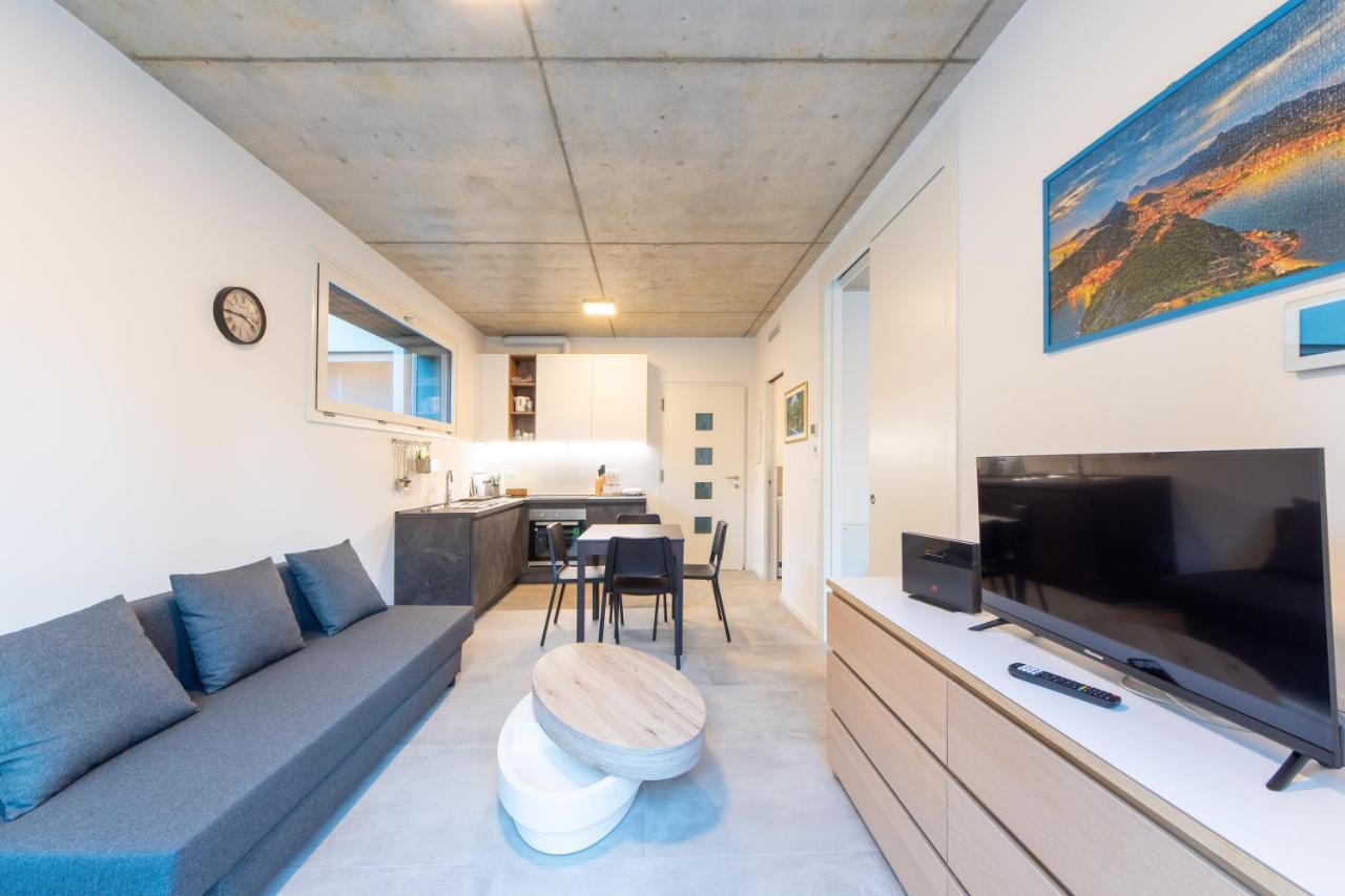 Housmart Toscana 53 Black Bolonia Exterior foto