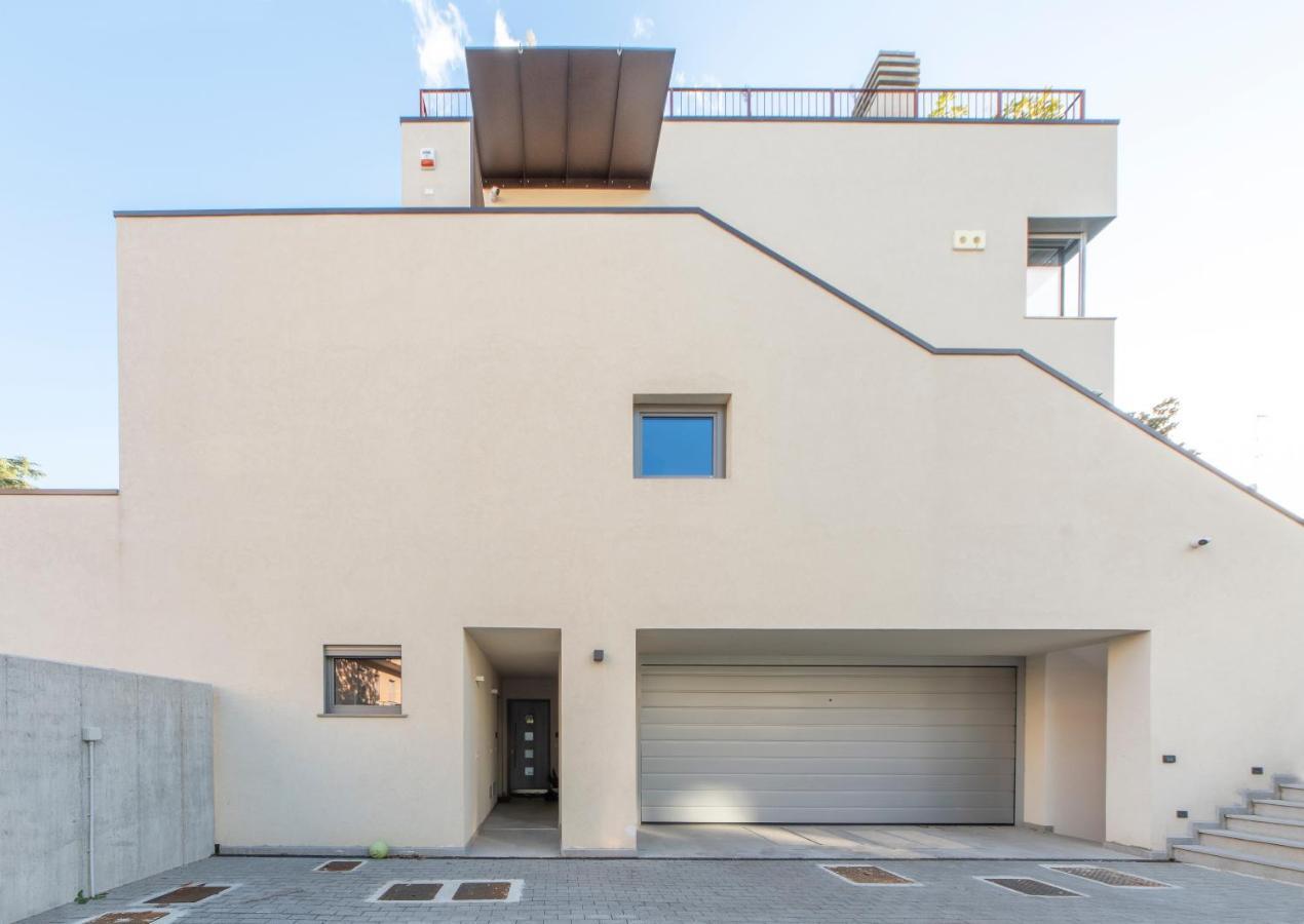 Housmart Toscana 53 Black Bolonia Exterior foto